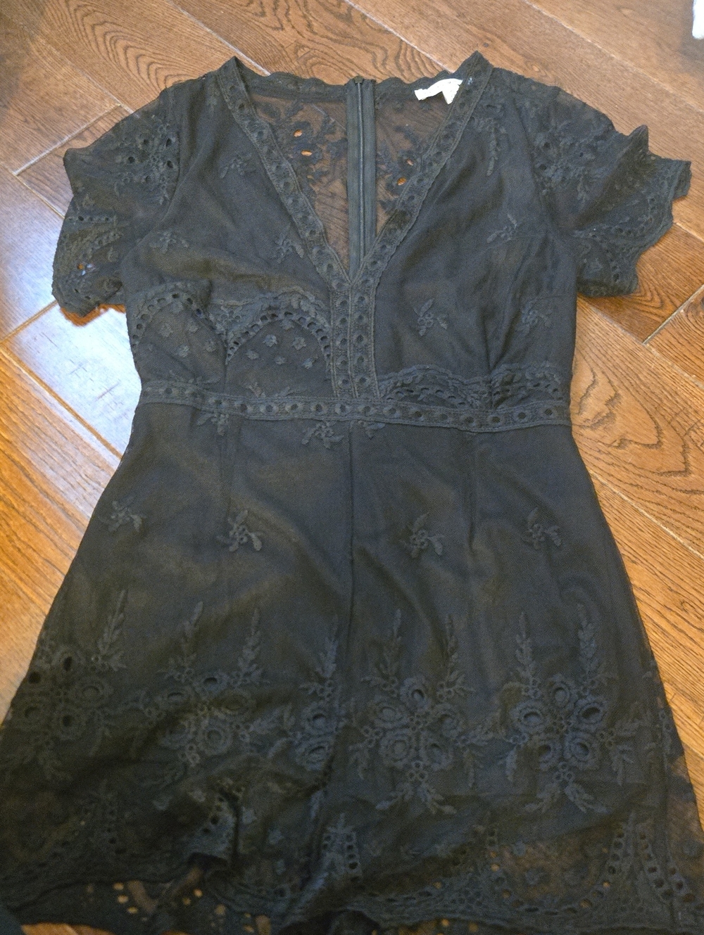 Black V-Neck Eyelet Lace Short Dress